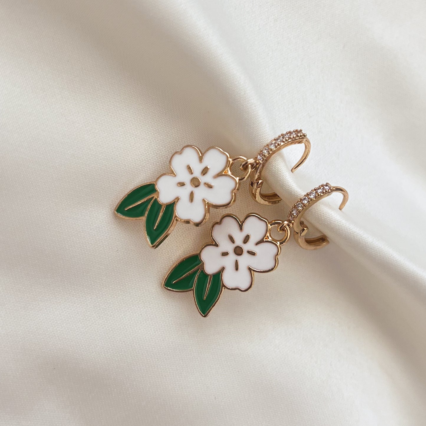 Kiana Flower Earrings