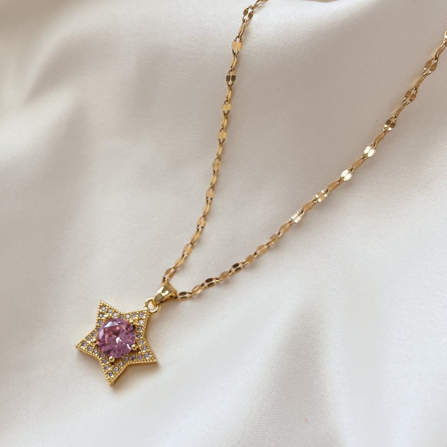 Robbie Star Pendant Necklace