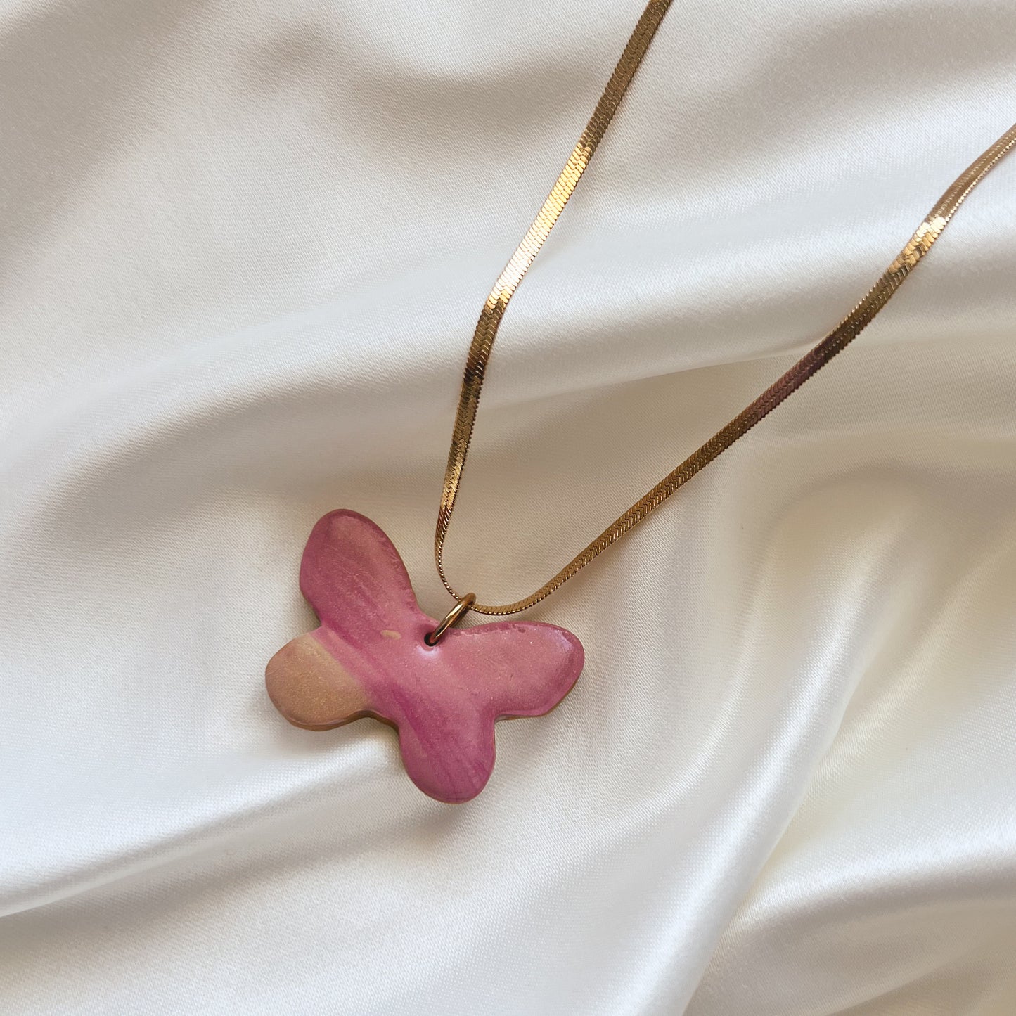 Ava Butterfly Pendant Necklace