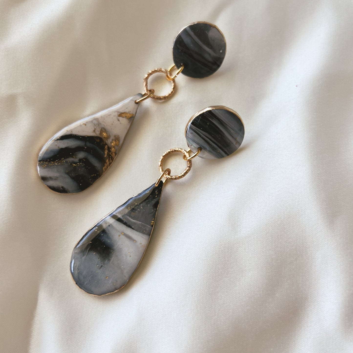 Reagan Teardrop Dangle Earrings