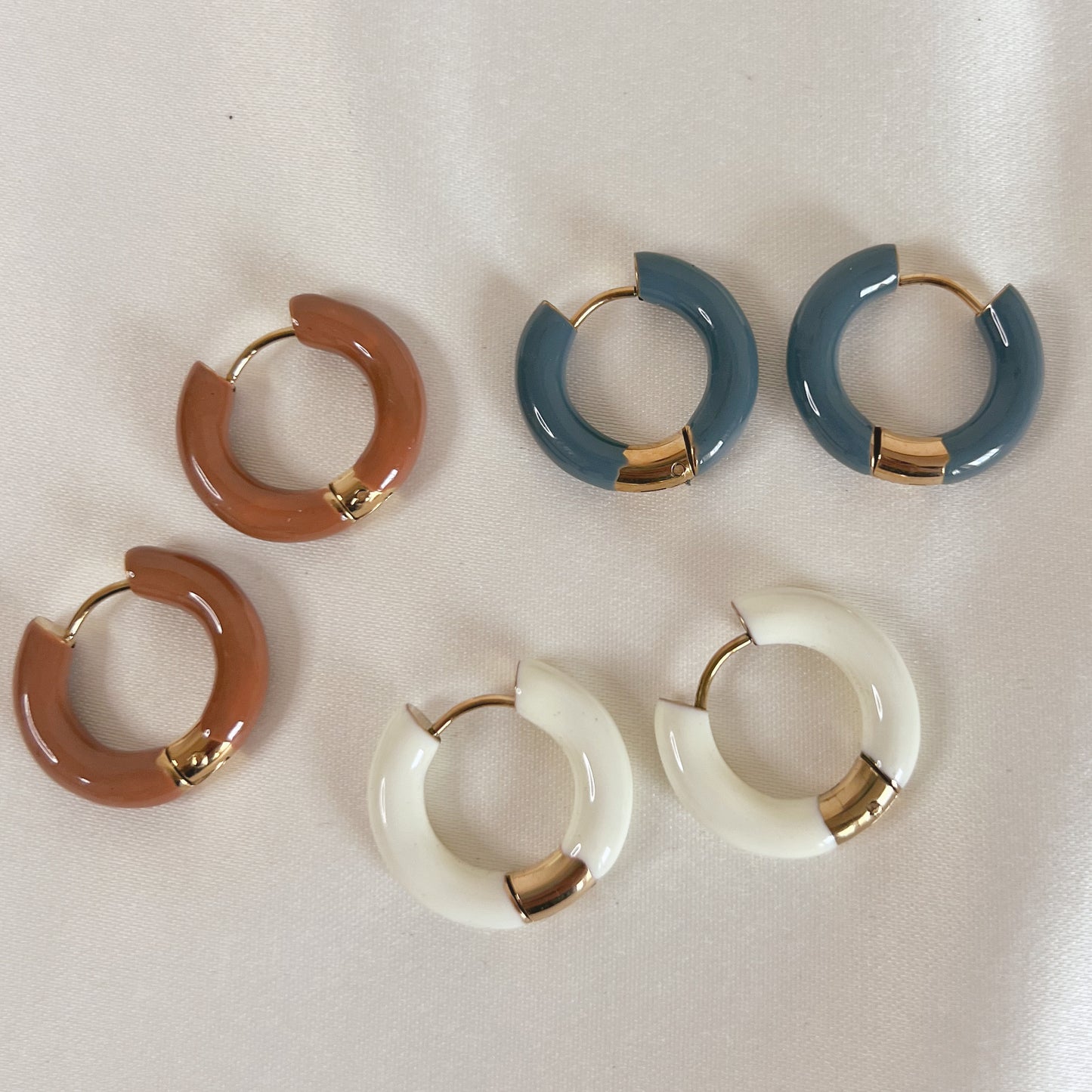 Aleah Solid Color Hoop Earrings