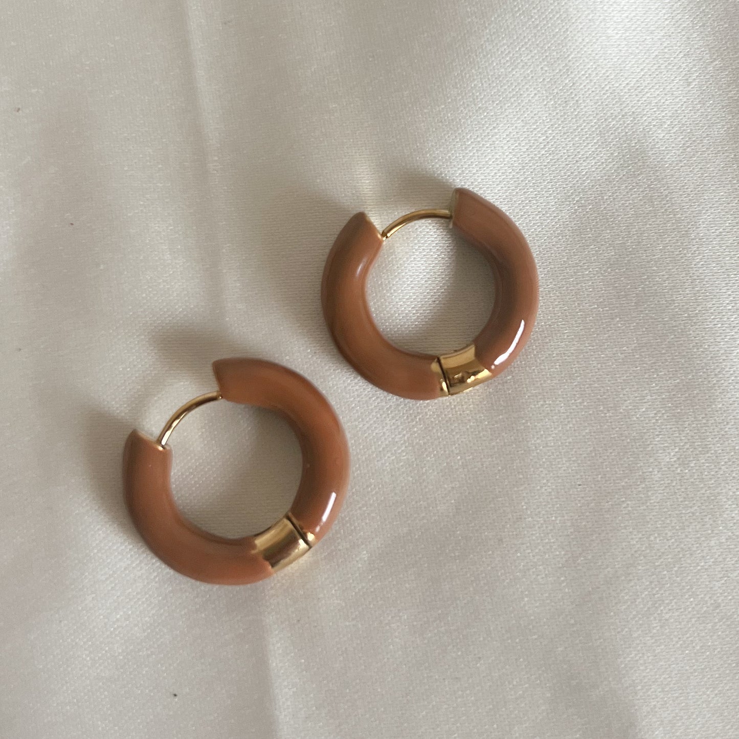 Aleah Solid Color Hoop Earrings